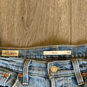 Levi wedgie jeans